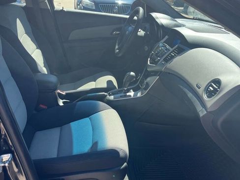 Used 2015 Chevrolet Cruze LS image 21
