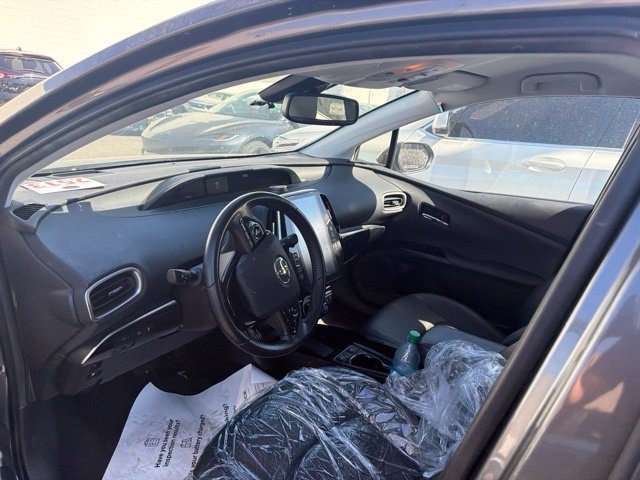 Used 2022 Toyota Prius Prime Limited FWD image 12