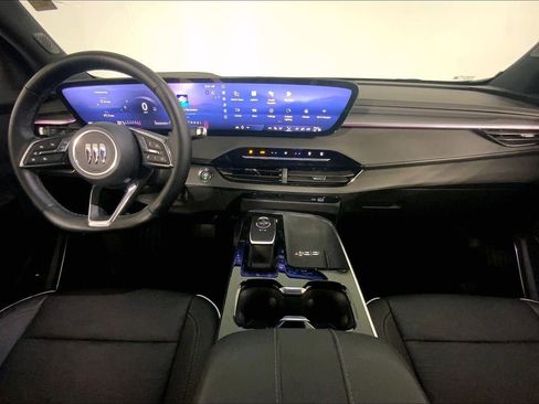Used 2025 Buick Enclave Sport Touring image 15