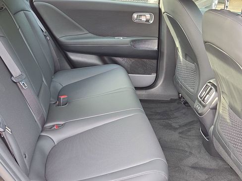 Used 2025 Hyundai Ioniq 6 SEL RWD image 18