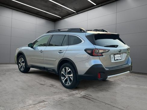 Used 2021 Subaru Outback Limited XT w/ Popular Package #2 AWD/4WD image 3