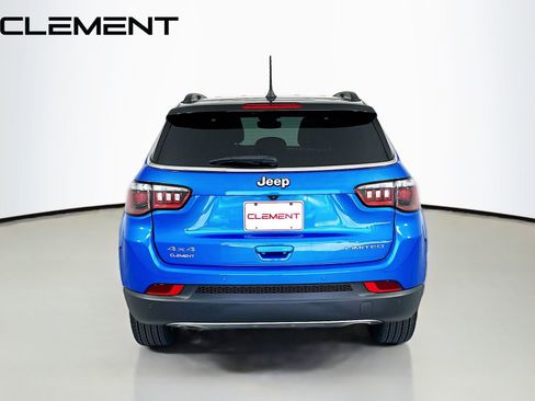 Used 2023 Jeep Compass Limited AWD/4WD image 8