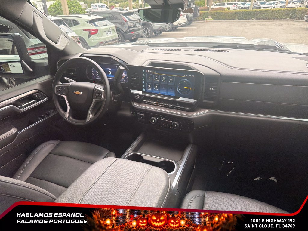 Used 2025 Chevrolet Silverado 2500 LTZ w/ LTZ Premium Package AWD/4WD image 26