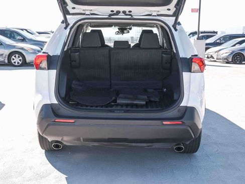 Used 2021 Toyota RAV4 XLE w/ Convenience Package AWD/4WD image 27