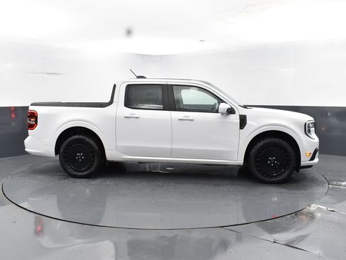 New 2025 Ford Maverick Lobo image 5