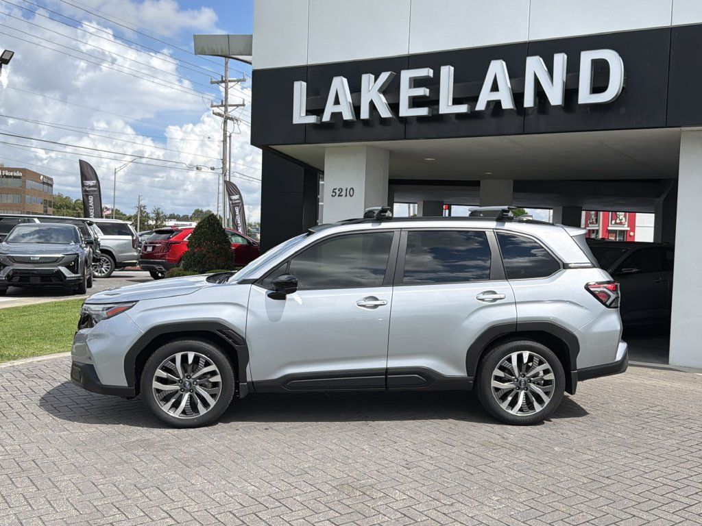 Certified 2025 Subaru Forester Touring w/ Popular Package - Touring AWD/4WD image 3