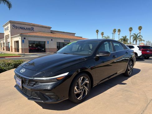 Used 2024 Hyundai Elantra Limited FWD image 1