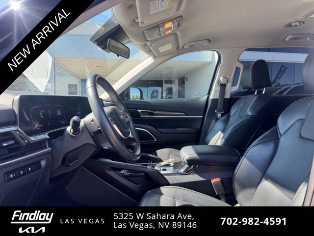 Certified 2024 Kia Telluride LX FWD image 5