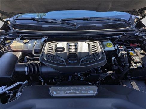 Used 2024 Jeep Wagoneer Series II w/ Flexible Seating Group image 24