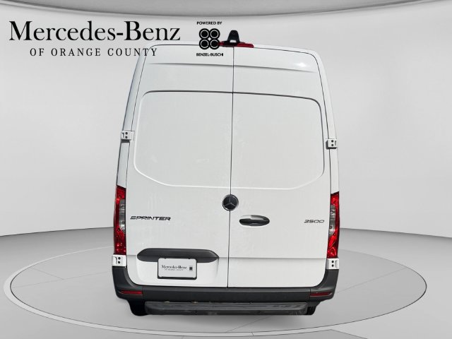 Used 2026 Mercedes-Benz Sprinter 2500 image 3