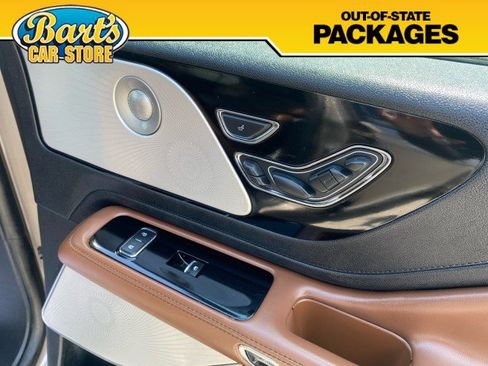 Used 2020 Lincoln Aviator Reserve w/ Equipment Group 202A AWD/4WD image 17