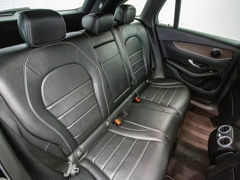 Used 2020 Mercedes-Benz GLC 300 4MATIC w/ Parking Assistance Package image 27