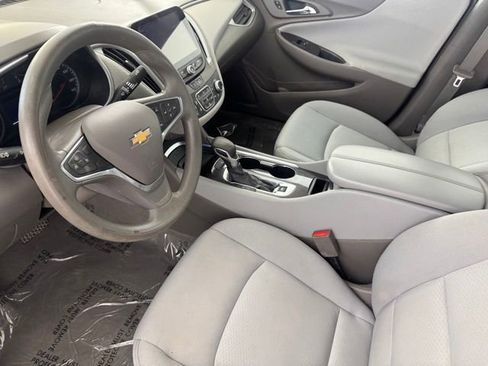 Used 2022 Chevrolet Malibu LT FWD image 19