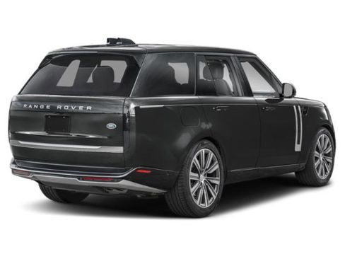 New 2026 Land Rover Range Rover Long Wheelbase SE image 2