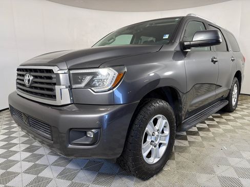 Used 2019 Toyota Sequoia SR5 w/ Premium Package RWD image 9
