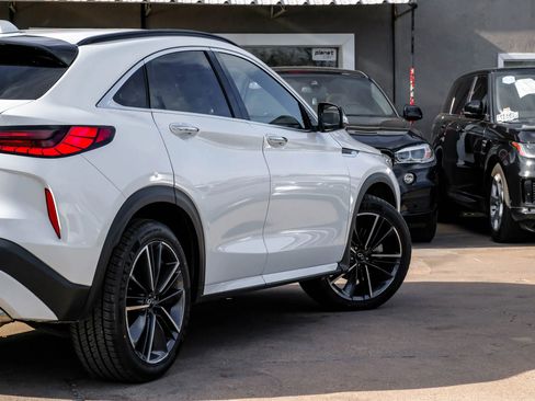 Used 2024 INFINITI QX55 Luxe image 13