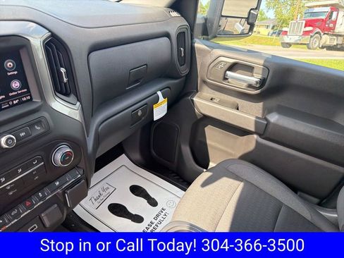 New 2026 Chevrolet Silverado 2500 Custom w/ Custom Value Package AWD/4WD image 27