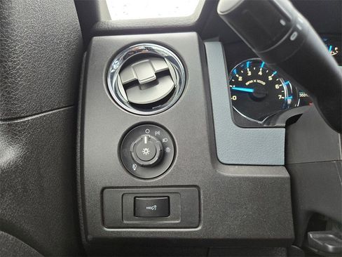 Used 2012 Ford F150 XLT w/ XLT Chrome Pkg image 20
