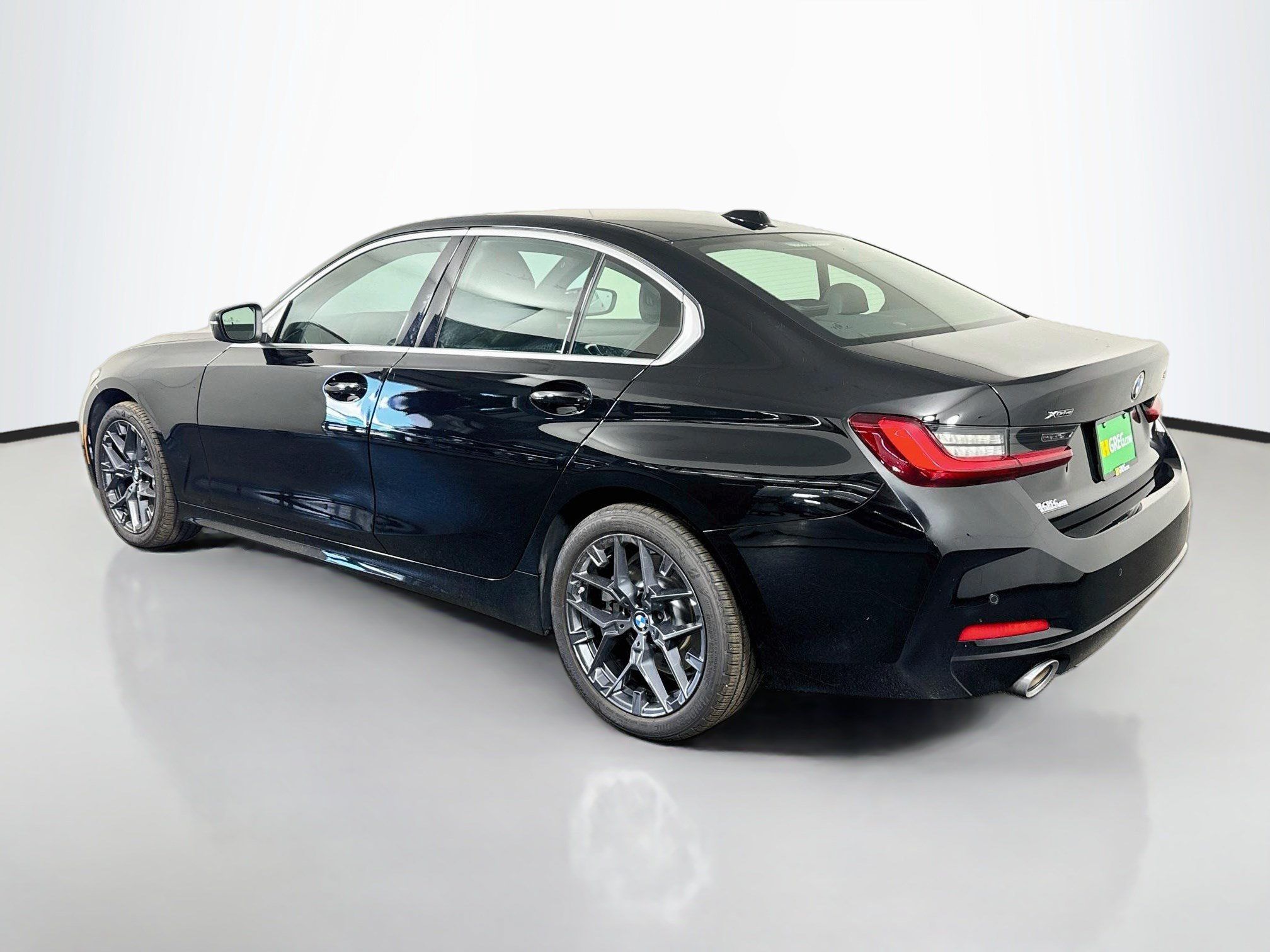 Used 2026 BMW 330i xDrive Sedan AWD/4WD image 7