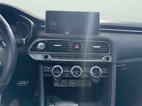 Used 2023 Genesis G70 3.3T w/ Sport Prestige Package image 15