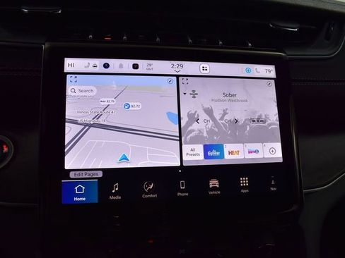 New 2025 Jeep Grand Cherokee Limited w/ Black Appearance Package image 24