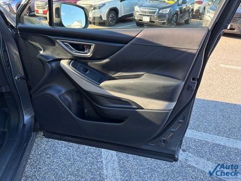 Used 2023 Subaru Forester Limited image 19