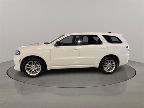 Used 2023 Dodge Durango GT image 4