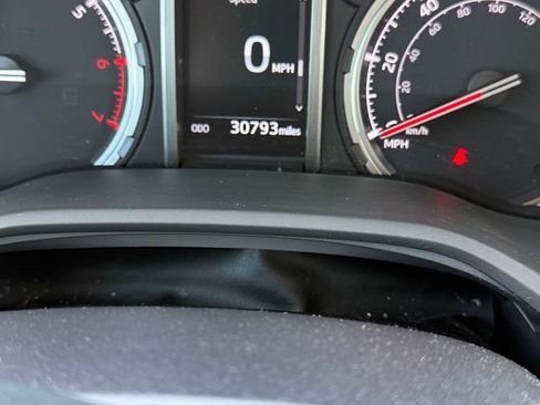 Used 2022 Toyota 4Runner TRD Sport AWD/4WD image 6