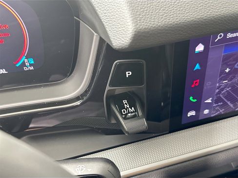 Certified 2025 Porsche Cayenne Coupe image 34