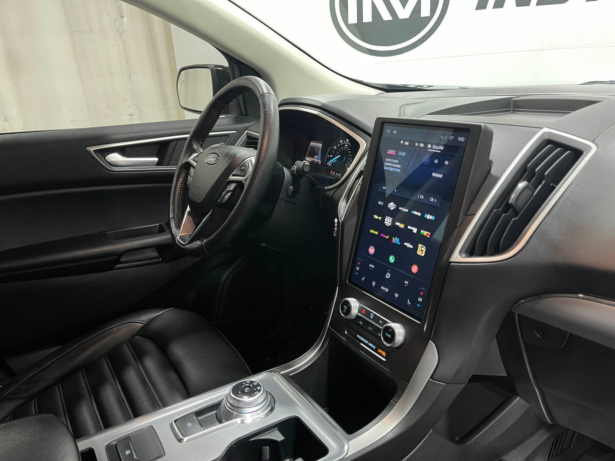 Used 2021 Ford Edge SEL w/ Convenience Package AWD/4WD image 18
