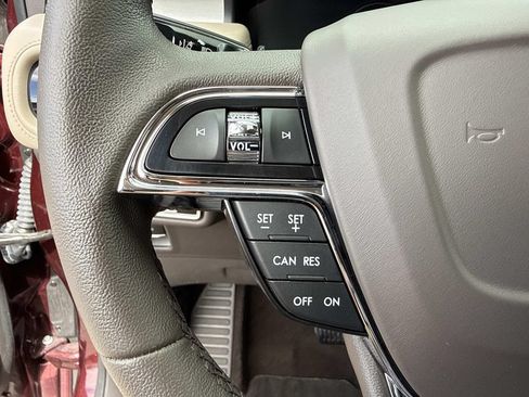 Certified 2023 Lincoln Nautilus AWD w/ Premium Package image 30