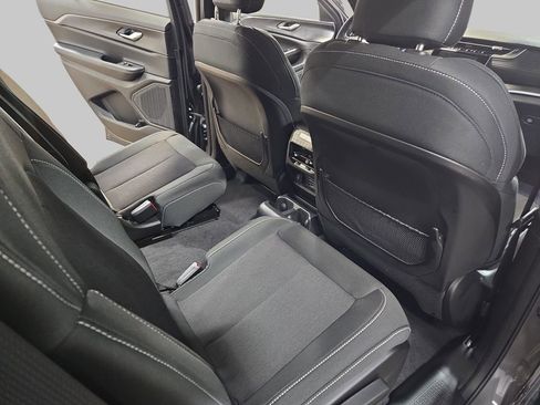 New 2026 Jeep Grand Cherokee L 4WD image 12