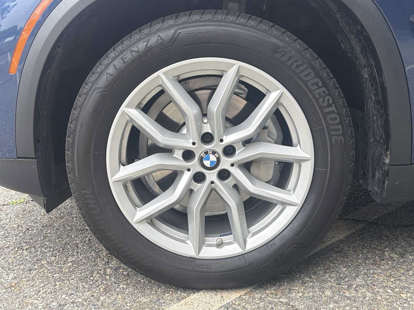 Used 2023 BMW X5 xDrive40i w/ Premium Package AWD/4WD image 16