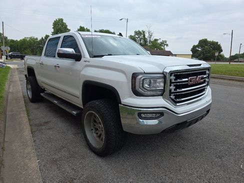 Used 2018 GMC Sierra 1500 SLT w/ Texas SLT Premium Package AWD/4WD image 10