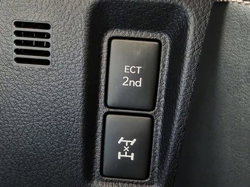 Used 2023 Lexus GX 460 Luxury image 17