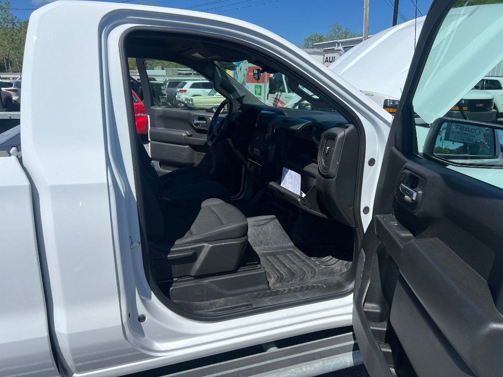 Used 2025 Chevrolet Silverado 1500 W/T RWD image 9
