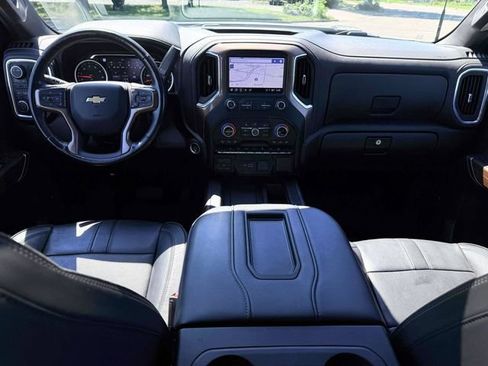 Used 2022 Chevrolet Silverado 2500 High Country w/ LPO, Dark Essentials Package AWD/4WD image 17