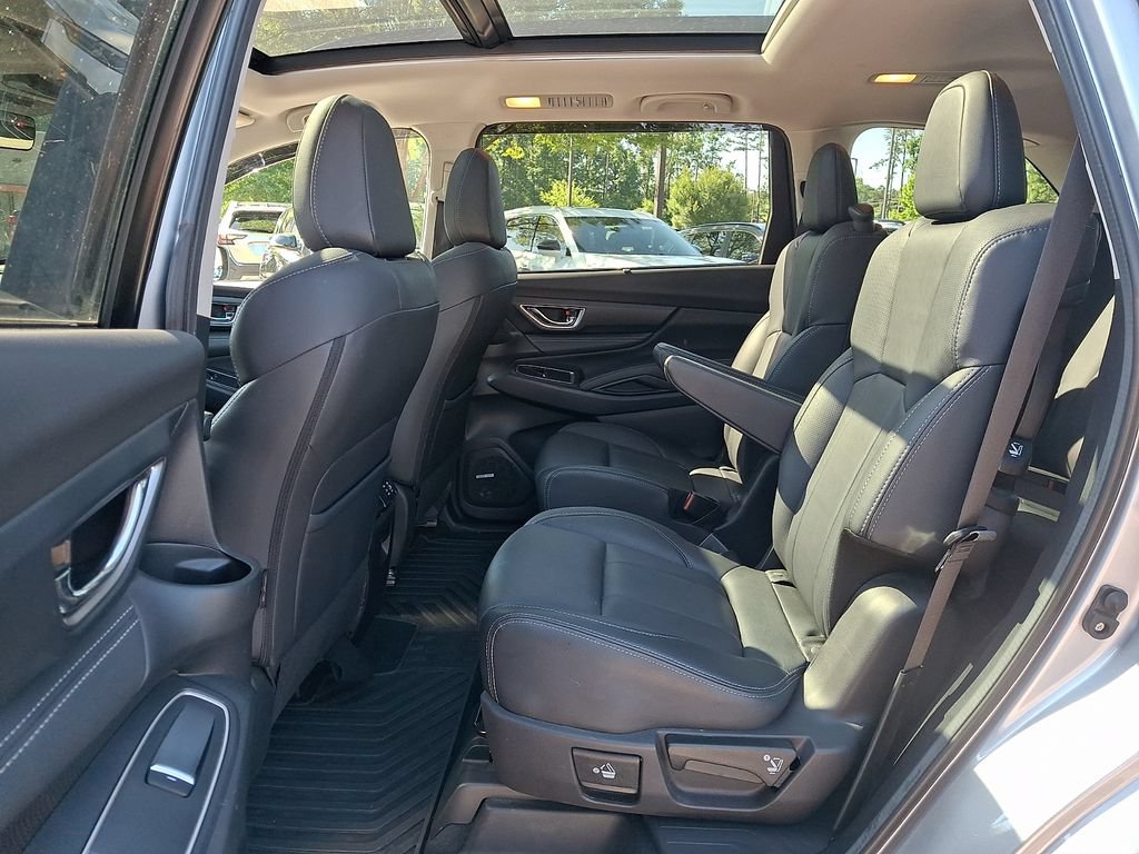 Used 2023 Subaru Ascent Limited w/ Technology Package AWD/4WD image 10
