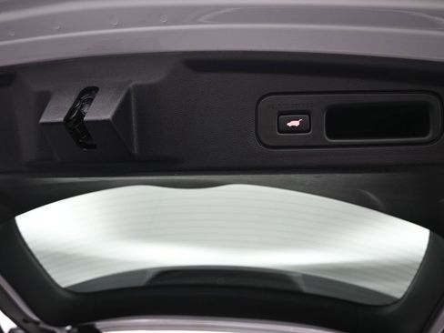 Used 2023 Acura MDX A-Spec image 31