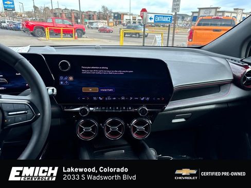 Certified 2025 Chevrolet Blazer EV RS image 17