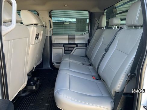 Used 2021 Ford F550 4x4 Crew Cab Super Duty w/ Power Equipment Group image 21