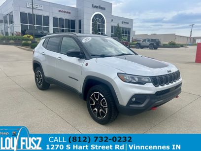 Used 2025 Jeep Compass Trailhawk
