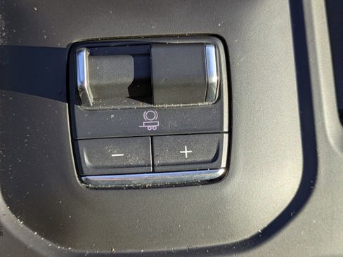 Used 2024 GMC Sierra 2500 Denali Ultimate image 26