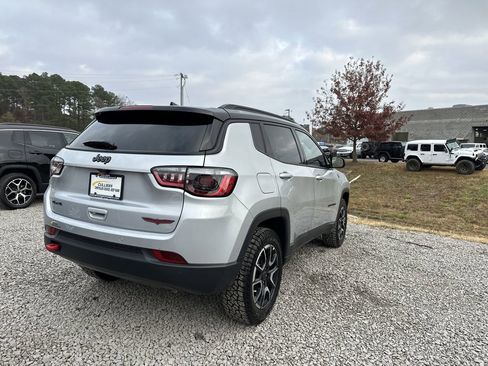 New 2026 Jeep Compass Trailhawk image 3