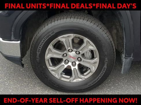 Used 2024 GMC Sierra 1500 SLT image 12