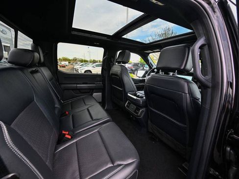 Used 2025 Ford F150 Lariat AWD/4WD image 27