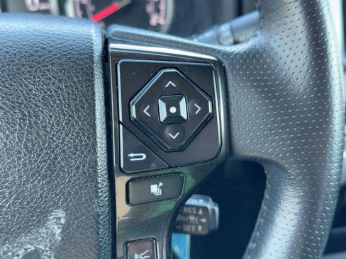 Used 2020 Toyota 4Runner TRD Off Road image 15