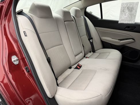 Used 2025 Nissan Altima 2.5 SV image 18