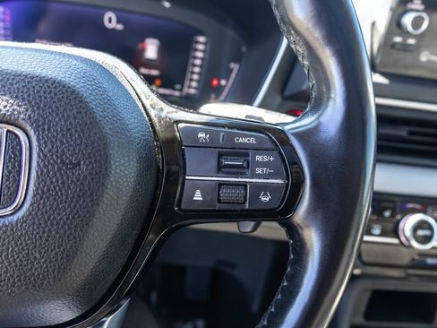 Used 2023 Honda Pilot Elite image 23