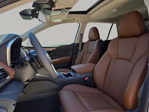 Used 2025 Subaru Outback Touring XT image 14